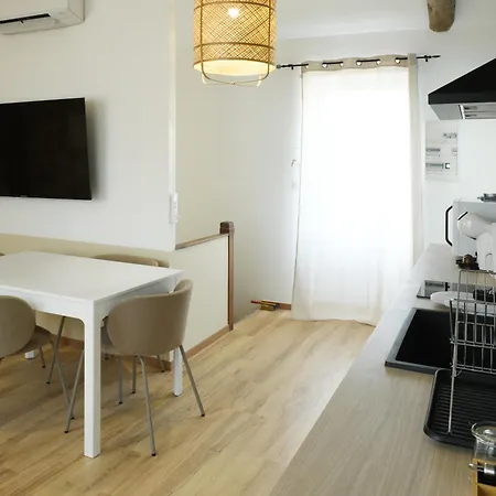 Appartement L'elegant, T2 Avec Climatisation, Wifi Cognac